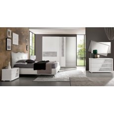 Euro Design Levante Sliding Door Wardrobe White With Grey Highlight & Mirror Euro Design Levante Sliding Door Wardrobe White With Grey Highlight & Mirror