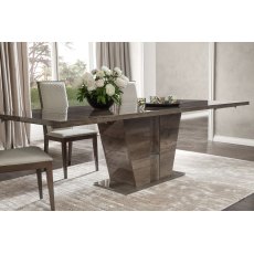 Status Medea Vintage Oak Dining Table Status Medea Vintage Oak Dining Table