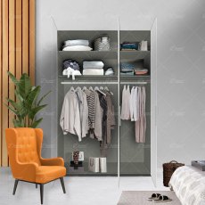 Wiemann Cambridge of width 150cm wooden or mirrored hinged 3 doors wardrobe with cornice without lights