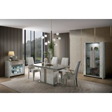 H2O Design Sole Extendable Dining Table H2O Design Sole Extendable Dining Table