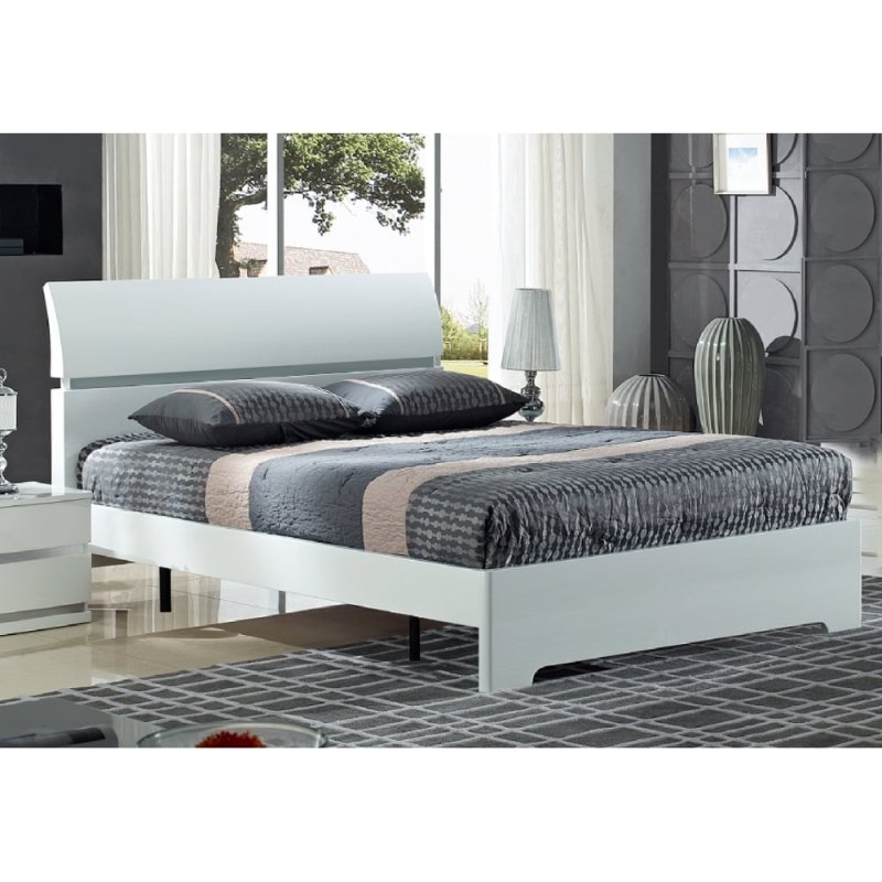 Dream Home Furnishings Regency Bed (Non Storage)
