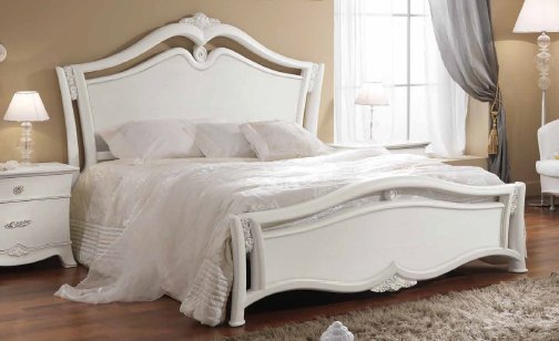 Saltarelli Mobili Saltarelli Giulia Letto Bed with Studded Headboard and Wooden Footboard
