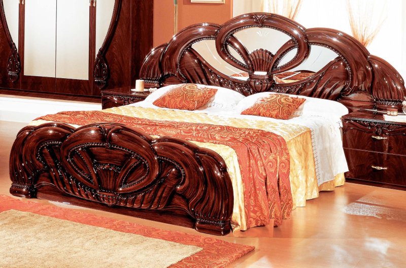 Ben Company Ben Company Giada Mahogany Bed