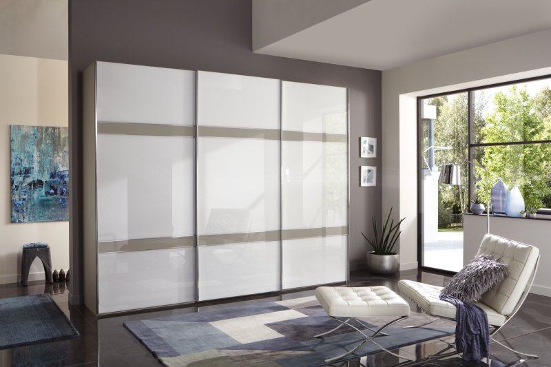 Wiemann Rialto 250 cm3 Door Sliding Door Wardrobe with Front in White Glass and 2 Cross Trim with Pebble Glass Finish