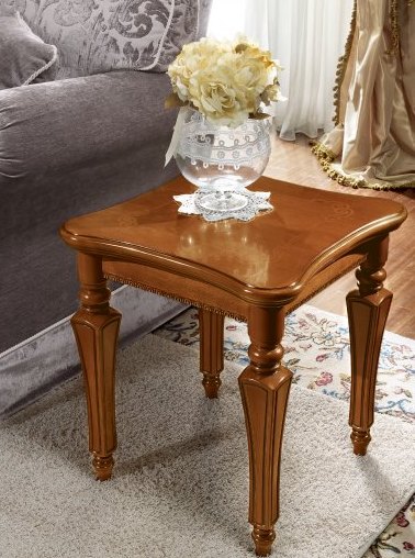 Camel Group Camel Group Torriani Walnut Lamp Table